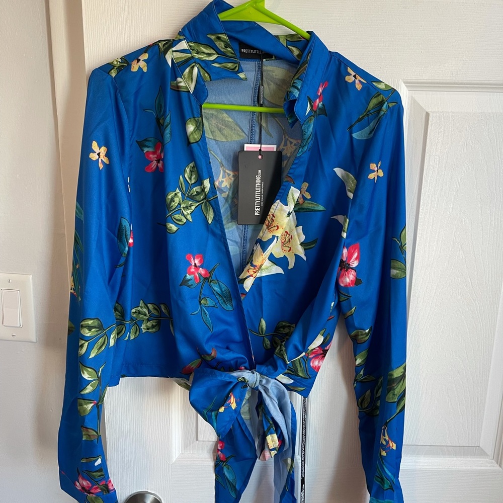 Tie front floral top